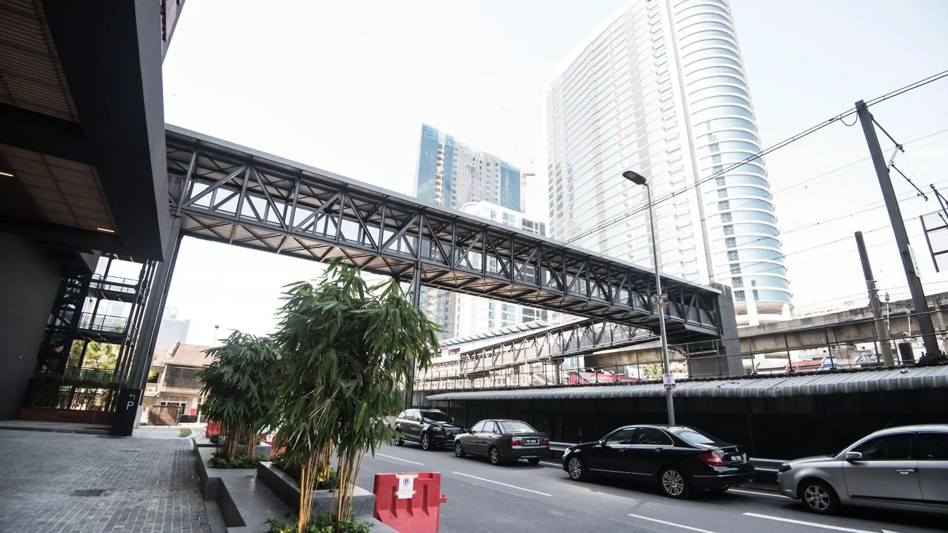 Bangsar Lrt Suites Est By Lsa Kuala Lumpur