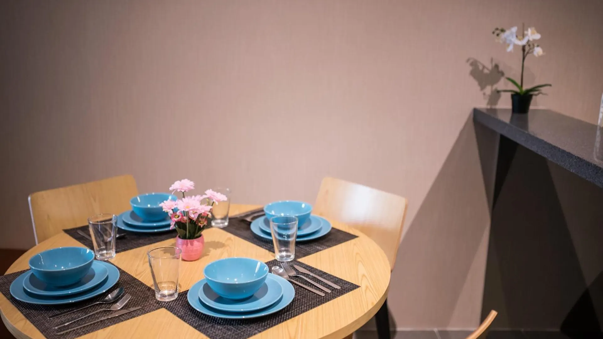 Bangsar Lrt Suites Est By Lsa Kuala Lumpur 0*,