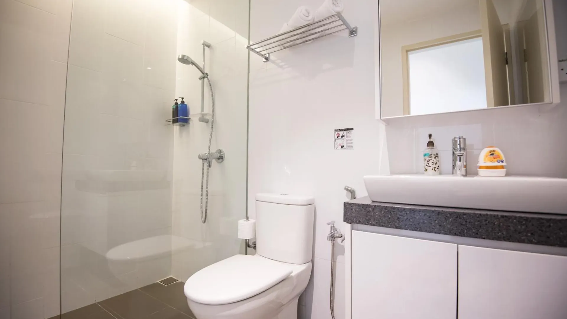 Bangsar Lrt Suites Est By Lsa Κουάλα Λουμπούρ 0*,  Μαλαισία
